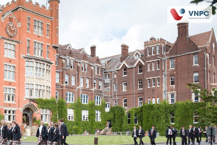 KING88 là nhà cái giải trí đỉnh cao Canada giá rẻ cùng trường cao đẳng St Lawrence College